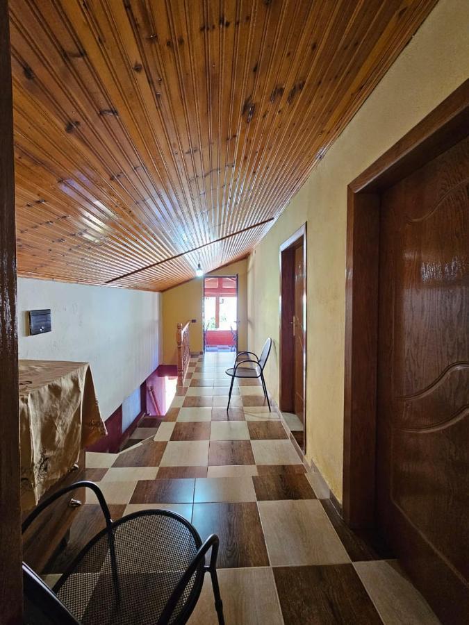 מלון Krujë Castle - Inside,Voga Guesthause מראה חיצוני תמונה