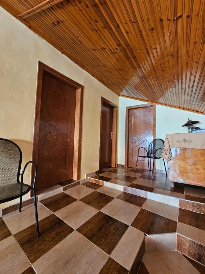 מלון Krujë Castle - Inside,Voga Guesthause מראה חיצוני תמונה